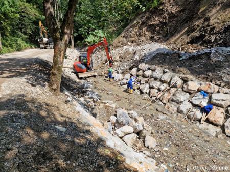 Sanacijska obnova vodotokov in hudournikov po poplavah (2)
